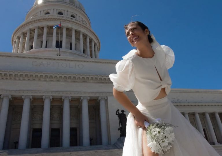 sesion de fotos de novia en el Capitolio de la habana